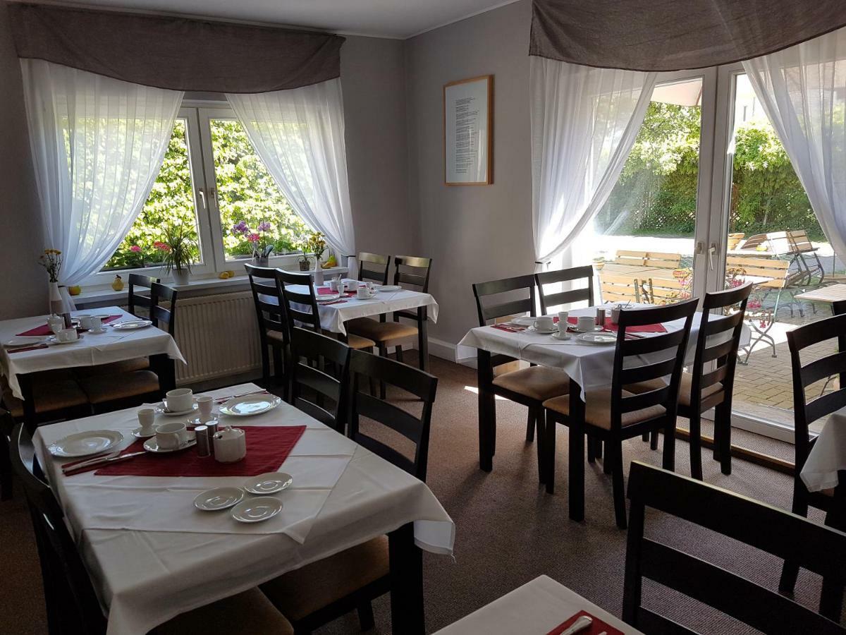 Pension Zum Birnbaum Brandenburg  Exteriör bild